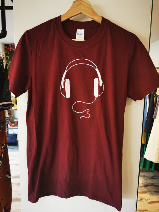 Headset handprinted tee